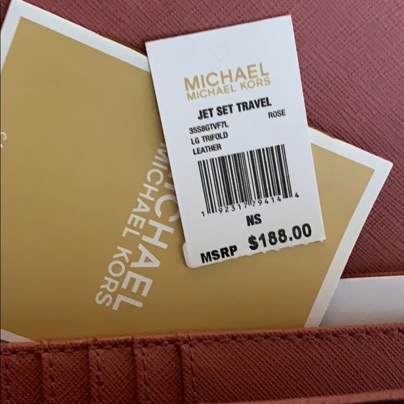 Beautiful MK wallet fold 💞 - Picture 6 of 6